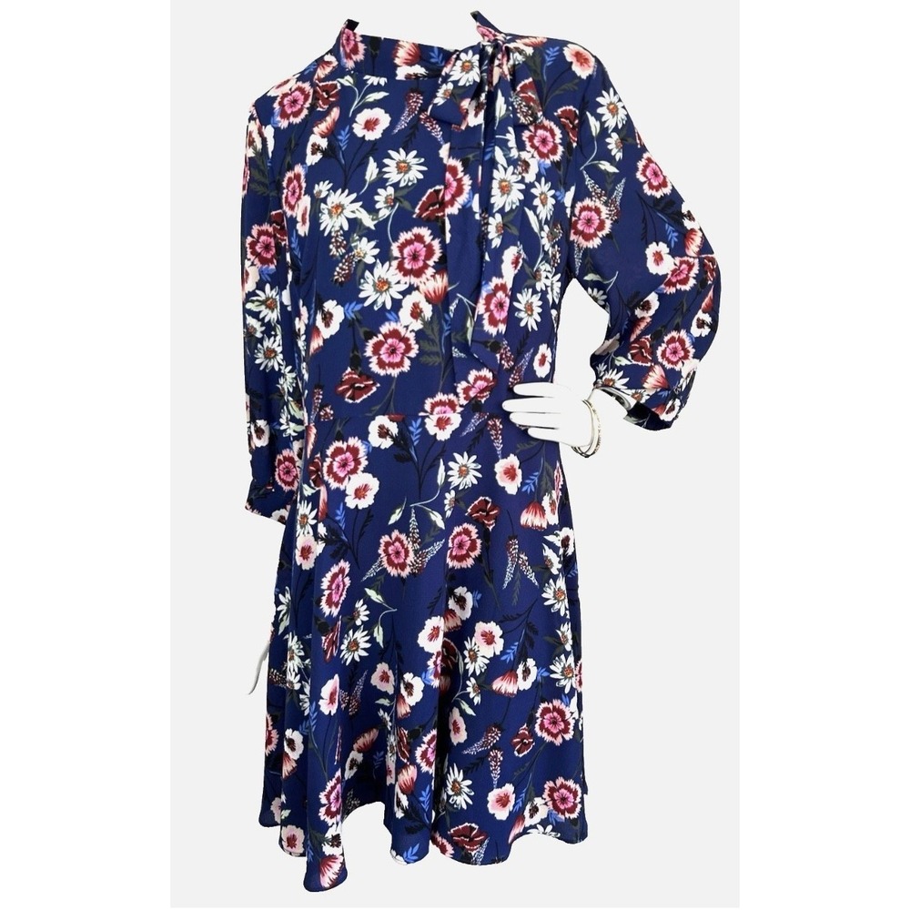 Eliza J Floral Dress Size 18 Blue Long Sleeve Bow Collar Lined Pocket NEW